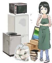 左から洗濯機、冷蔵庫、レンジ、ゴミ袋、段ボール、古本