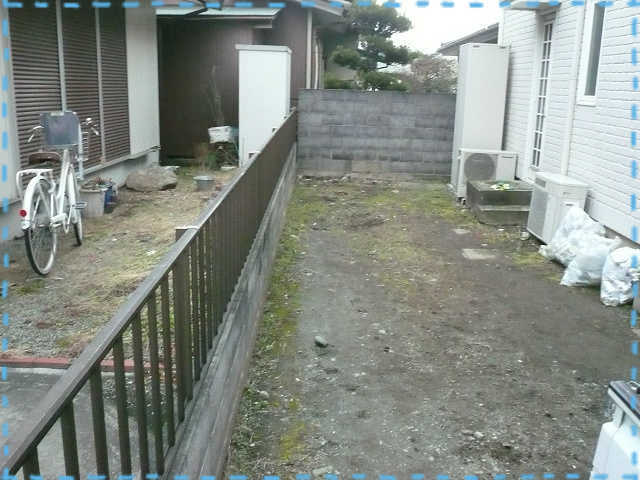 全て積み込みが完了、すっきりした庭