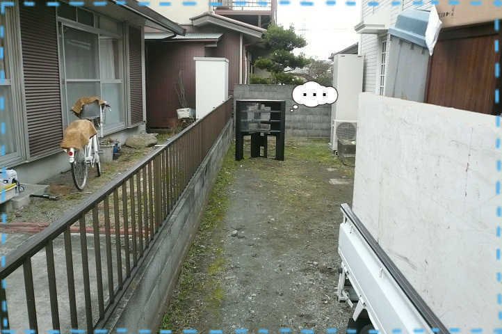 三角コーナーテレビボード